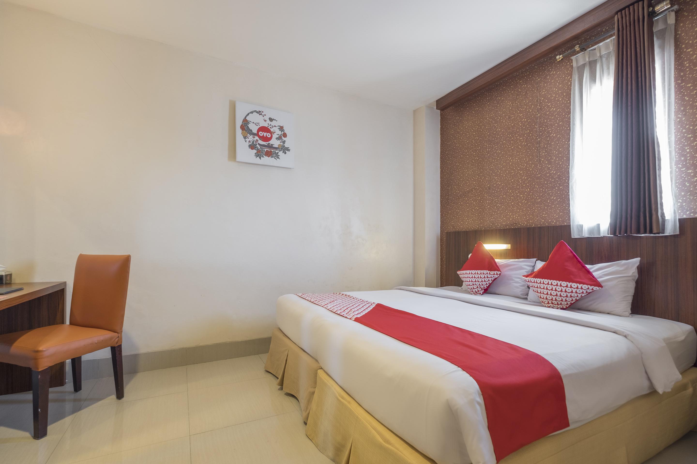 Collection O 1279 Hotel Grand Celino Makassar Exterior photo